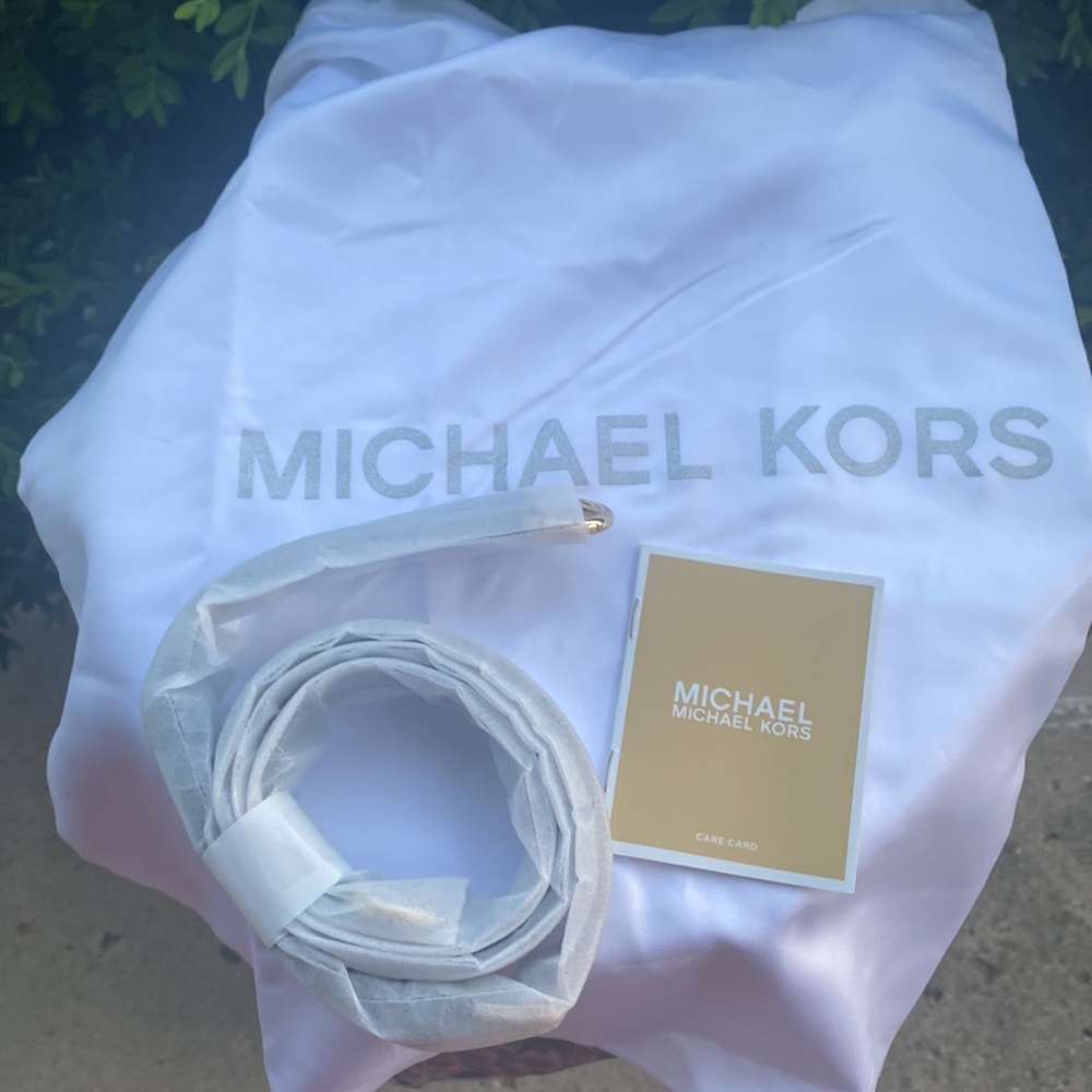 💚💚Michael Kors gorgeous Sienna 🍏🍏💚convertible shoulder bag - Picture 16 of 17